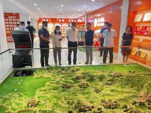 洛陽市市委常委、宣傳部長王飛蒞臨洛陽正大調(diào)研