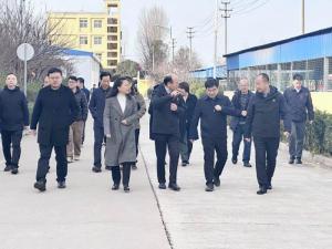 市委常委、副市長(zhǎng)潘開(kāi)名蒞臨洛陽(yáng)正大食品調(diào)研